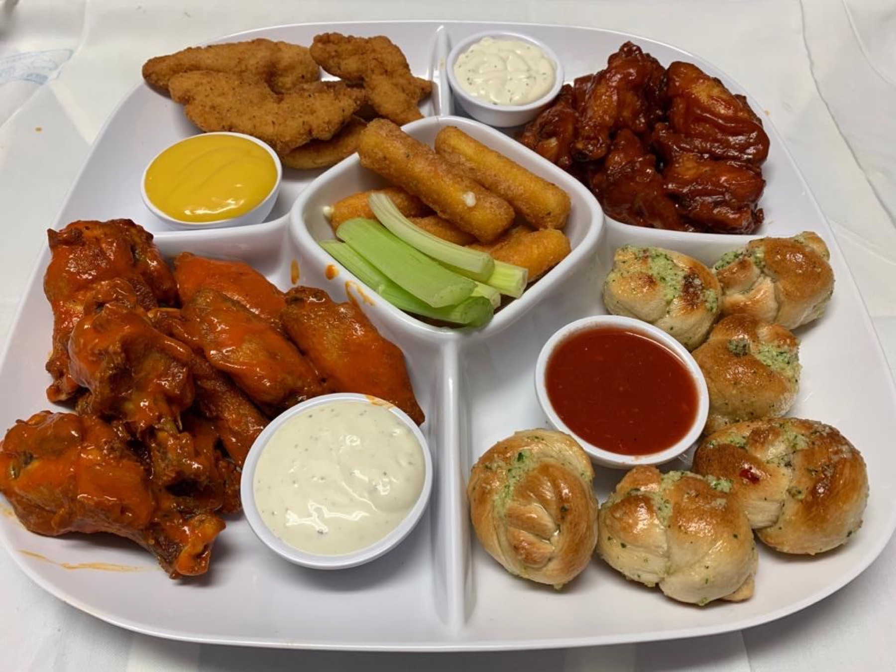 Appetizer platter from Leo's Pizza